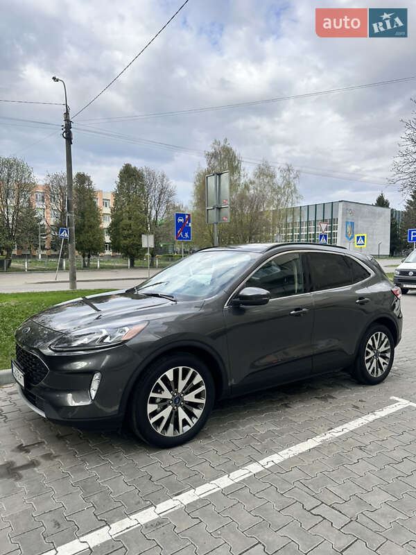 Внедорожник / Кроссовер Ford Escape 2020 в Луцке