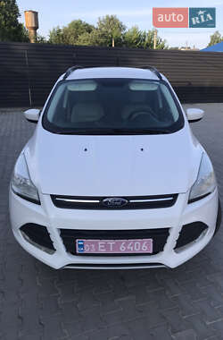 Внедорожник / Кроссовер Ford Escape 2016 в 