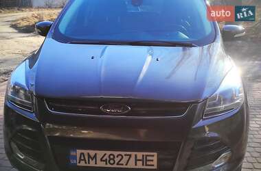 Внедорожник / Кроссовер Ford Escape 2015 в 