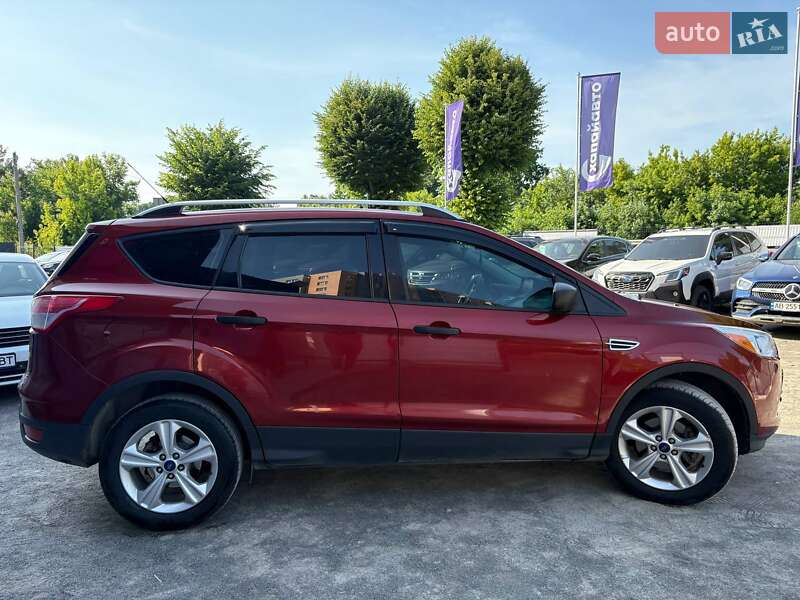Внедорожник / Кроссовер Ford Escape 2015 в Виннице