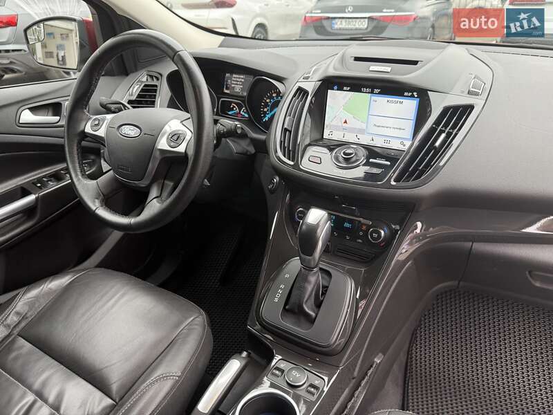 Позашляховик / Кросовер Ford Escape 2015 в Києві