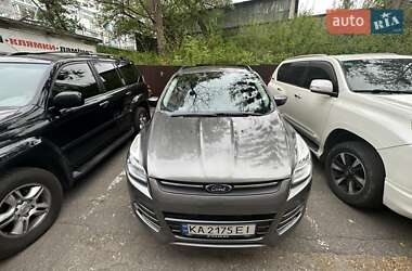 Внедорожник / Кроссовер Ford Escape 2014 в 