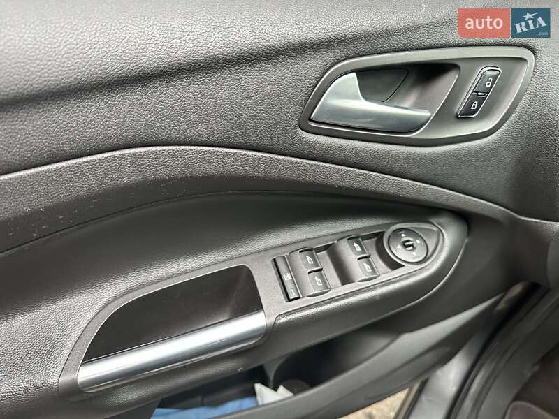 Позашляховик / Кросовер Ford Escape 2014 в Києві