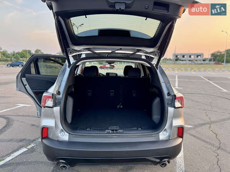 Внедорожник / Кроссовер Ford Escape 2022 в Одессе