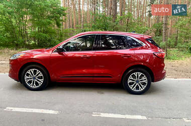 Внедорожник / Кроссовер Ford Escape 2022 в 