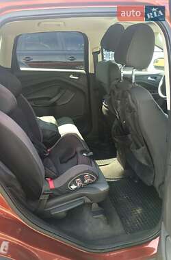 Внедорожник / Кроссовер Ford Escape 2014 в 