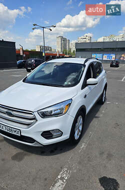 Позашляховик / Кросовер Ford Escape 2018 в Харкові