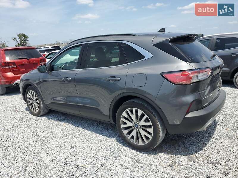 Внедорожник / Кроссовер Ford Escape 2021 в Киеве
