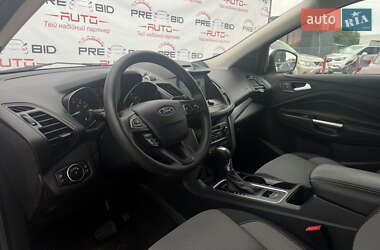 Внедорожник / Кроссовер Ford Escape 2017 в 