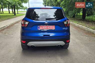 Внедорожник / Кроссовер Ford Escape 2017 в 