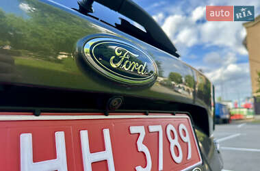 Внедорожник / Кроссовер Ford Escape 2018 в 