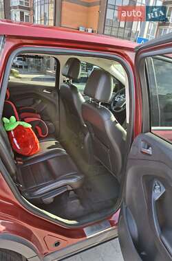 Внедорожник / Кроссовер Ford Escape 2013 в 