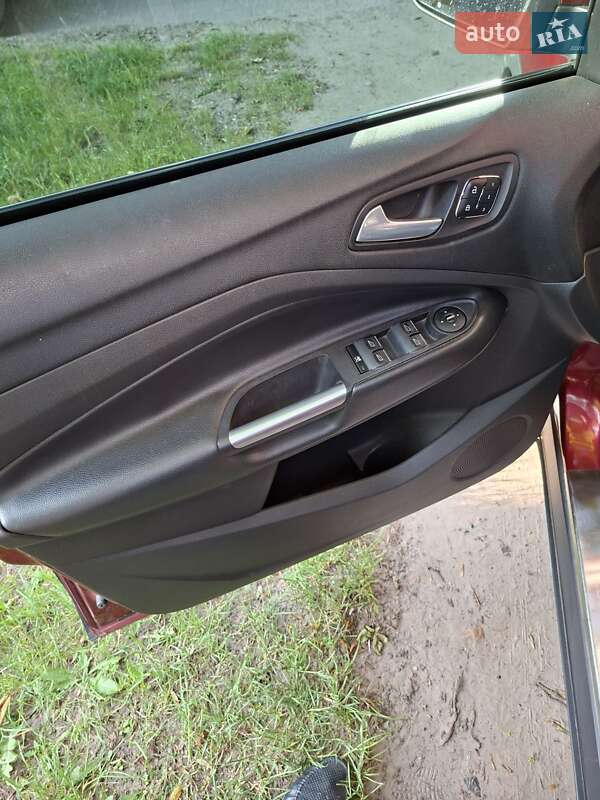 Внедорожник / Кроссовер Ford Escape 2013 в Львове