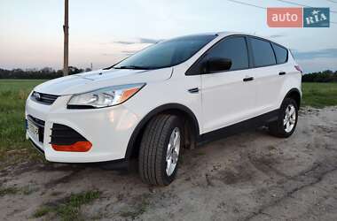 Внедорожник / Кроссовер Ford Escape 2016 в 