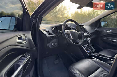 Внедорожник / Кроссовер Ford Escape 2014 в 