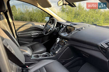 Внедорожник / Кроссовер Ford Escape 2014 в 