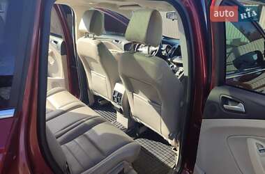 Внедорожник / Кроссовер Ford Escape 2014 в 