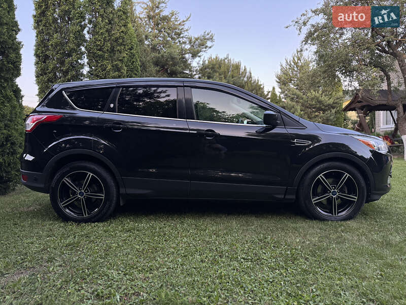 Внедорожник / Кроссовер Ford Escape 2015 в Тернополе