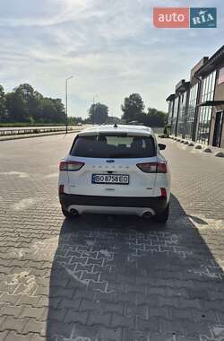 Внедорожник / Кроссовер Ford Escape 2022 в 