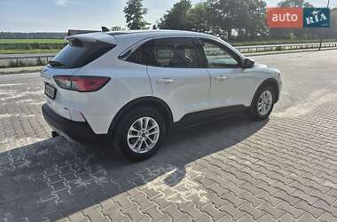 Внедорожник / Кроссовер Ford Escape 2022 в 