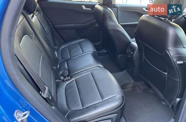 Внедорожник / Кроссовер Ford Escape 2020 в 