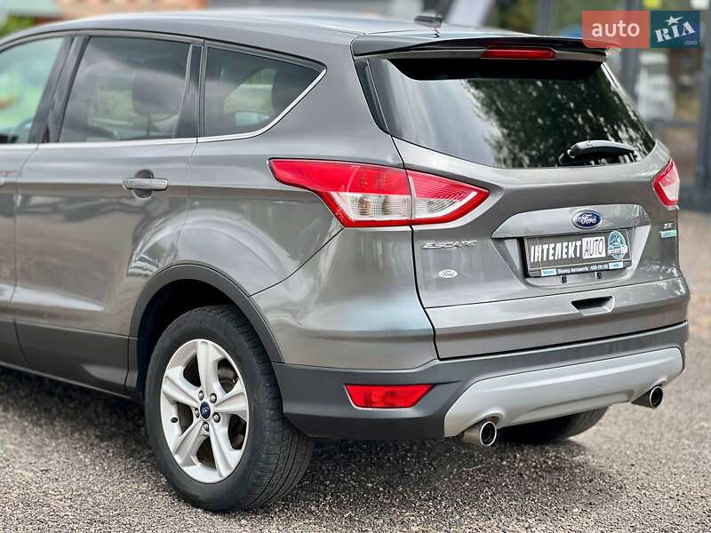 Позашляховик / Кросовер Ford Escape 2013 в Києві