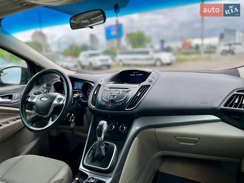 Позашляховик / Кросовер Ford Escape 2013 в Києві
