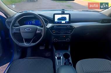Внедорожник / Кроссовер Ford Escape 2020 в 