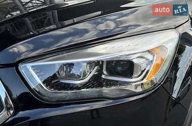 Внедорожник / Кроссовер Ford Escape 2016 в 