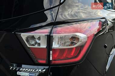 Внедорожник / Кроссовер Ford Escape 2016 в 
