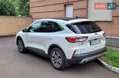 Позашляховик / Кросовер Ford Escape 2022 в 