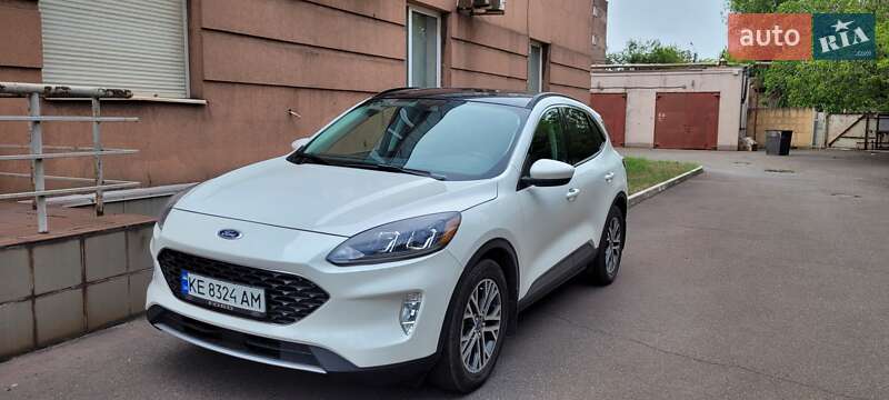 Внедорожник / Кроссовер Ford Escape 2022 в Кривом Роге