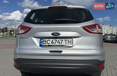 Внедорожник / Кроссовер Ford Escape 2015 в 