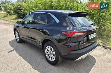 Внедорожник / Кроссовер Ford Escape 2024 в 