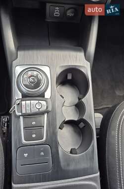 Внедорожник / Кроссовер Ford Escape 2024 в 