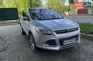 Внедорожник / Кроссовер Ford Escape 2015 в 