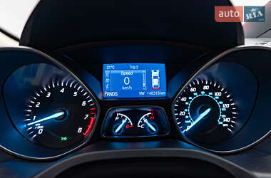 Внедорожник / Кроссовер Ford Escape 2014 в 