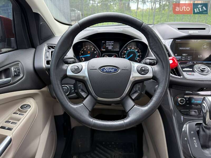 Внедорожник / Кроссовер Ford Escape 2014 в Хмельницком