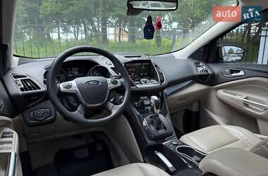 Внедорожник / Кроссовер Ford Escape 2014 в 