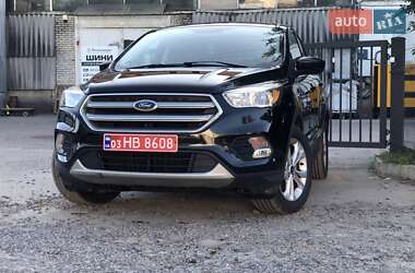 Внедорожник / Кроссовер Ford Escape 2016 в 