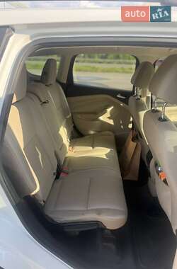 Позашляховик / Кросовер Ford Escape 2016 в Полтаві