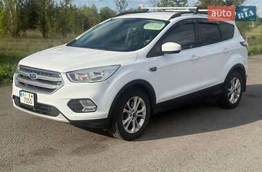 Позашляховик / Кросовер Ford Escape 2016 в Полтаві