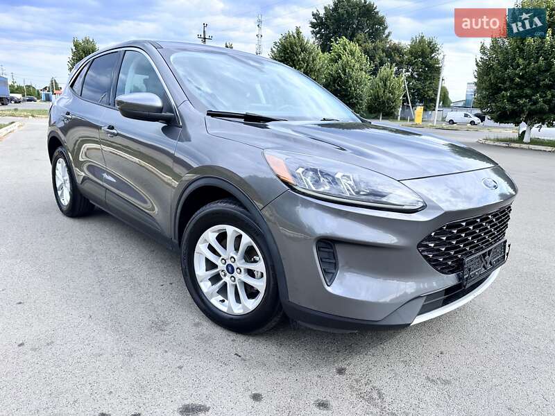 Внедорожник / Кроссовер Ford Escape 2021 в Буче