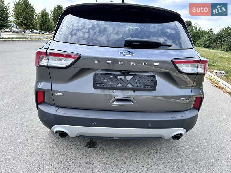 Внедорожник / Кроссовер Ford Escape 2021 в Буче