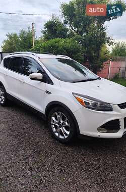 Позашляховик / Кросовер Ford Escape 2015 в Черкасах