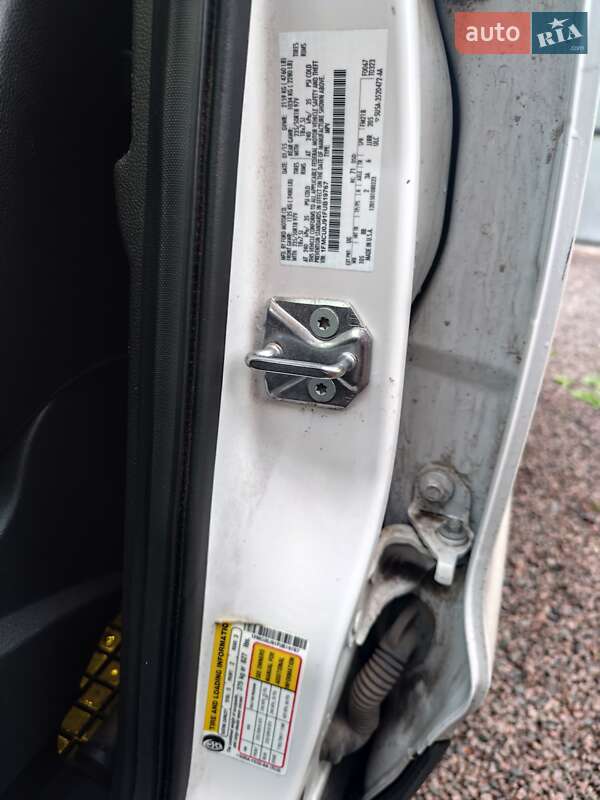 Внедорожник / Кроссовер Ford Escape 2015 в Черкассах