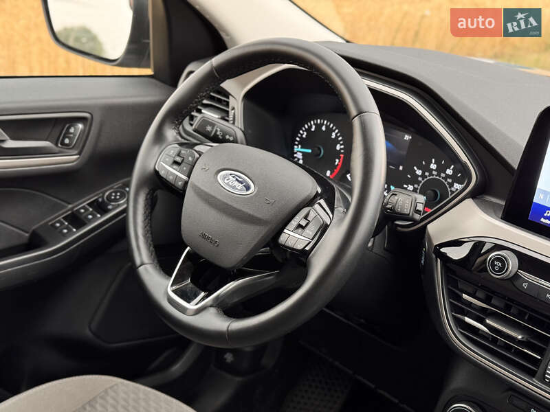 Позашляховик / Кросовер Ford Escape 2021 в Полтаві