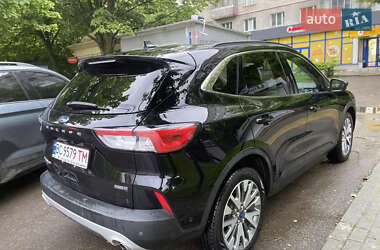 Внедорожник / Кроссовер Ford Escape 2020 в 