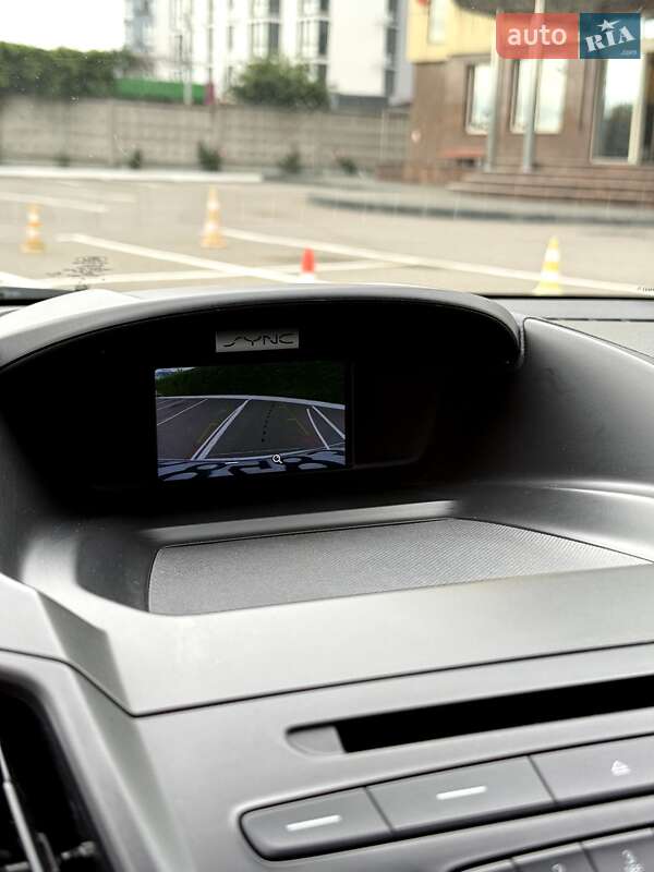 Внедорожник / Кроссовер Ford Escape 2016 в Киеве