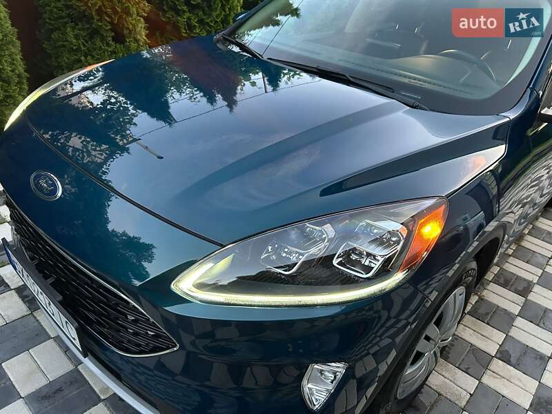 Внедорожник / Кроссовер Ford Escape 2019 в Хмельницком